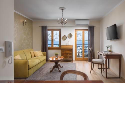 Valdibora Sea View Residence