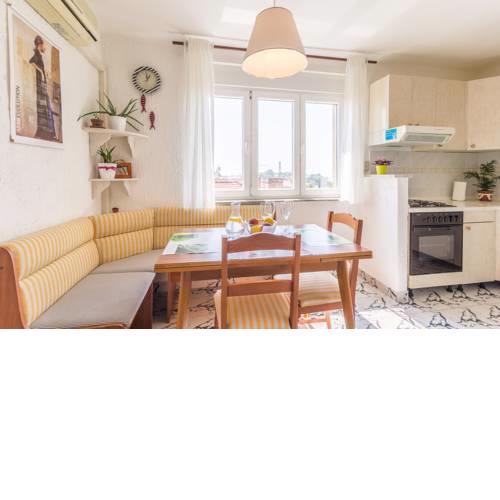Valerie Apartment