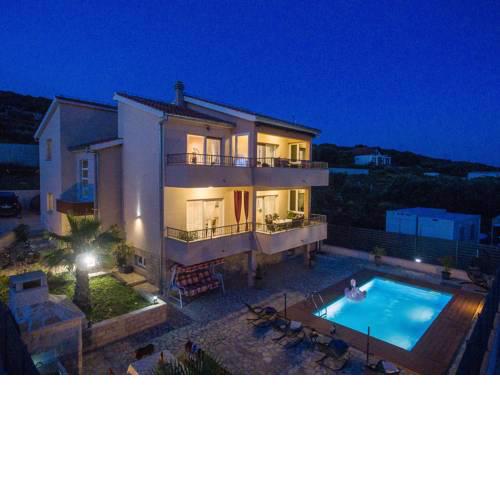 Vila Iva - Apartman Maja