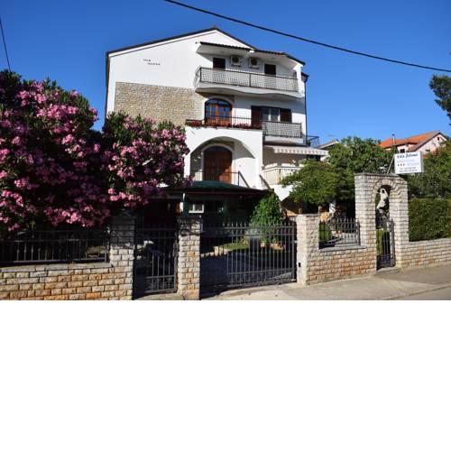 Vila Jelena - Studio apartments for 2 to 3 persons in Sv Filip i Jakov