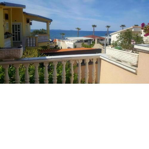 Vila Lara