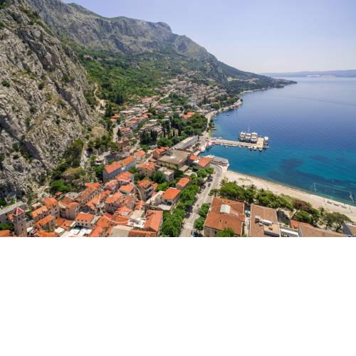 Villa Mama - Traditional Apartments in Omis