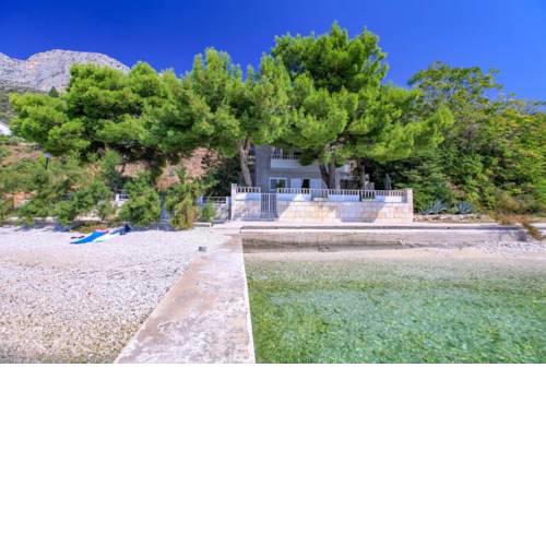 Vila Pinet