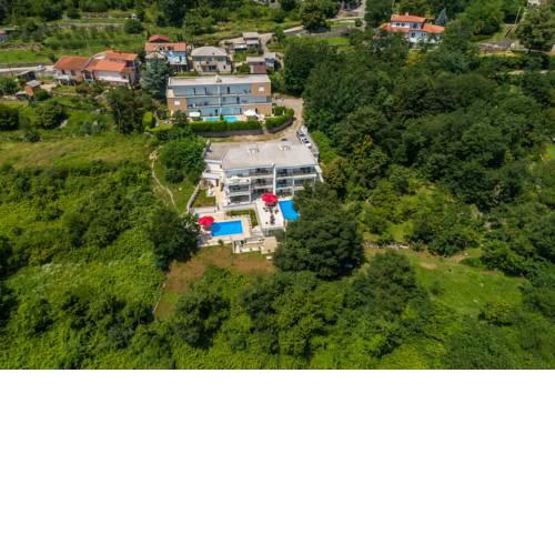Vila Theodor - Josip