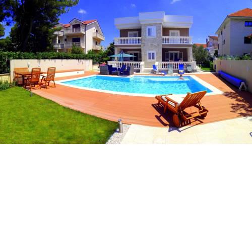 Vila Vodice