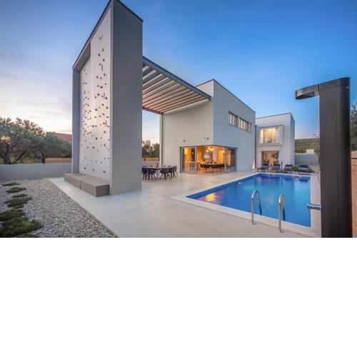 Villa Activia
