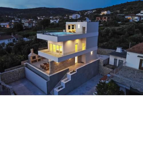 Villa Adastra