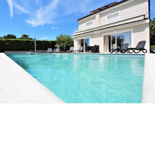 Villa Alex