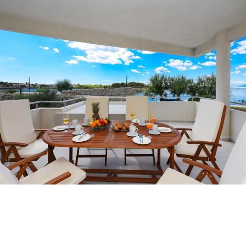 Modern Villa in Nin with Terrace