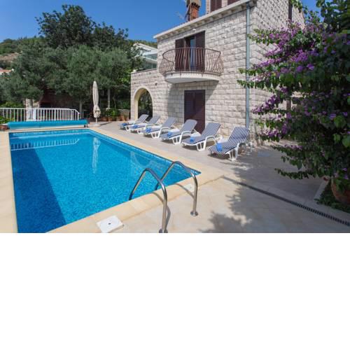 Villa Ana Maria