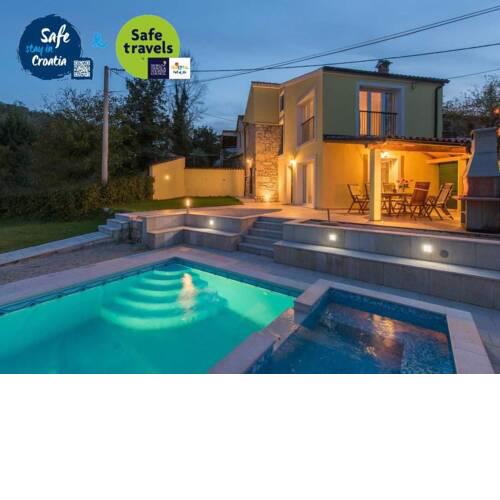 Villa Ana