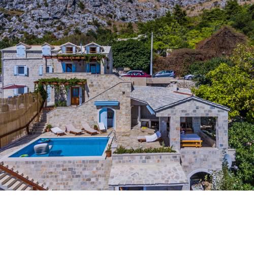 Villa Ana