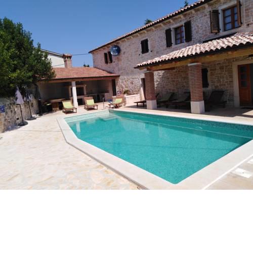 Villa Angela