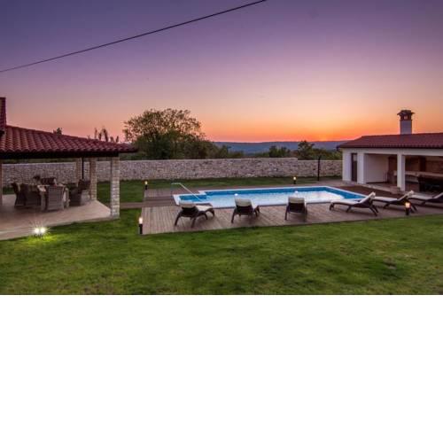 Villa Anica