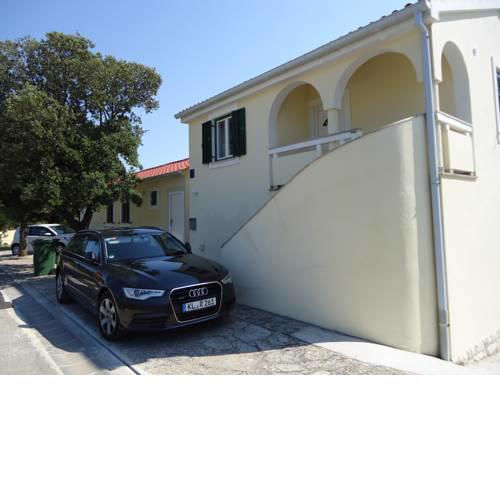 Apartments Villa Antonija Punta Skala