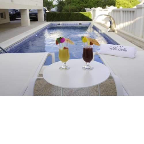 Villa Apartments Bella
