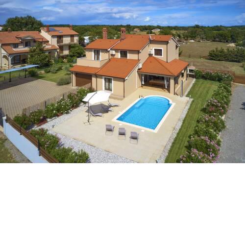 Villa Bartona for 8 persons with private Swimmingpool