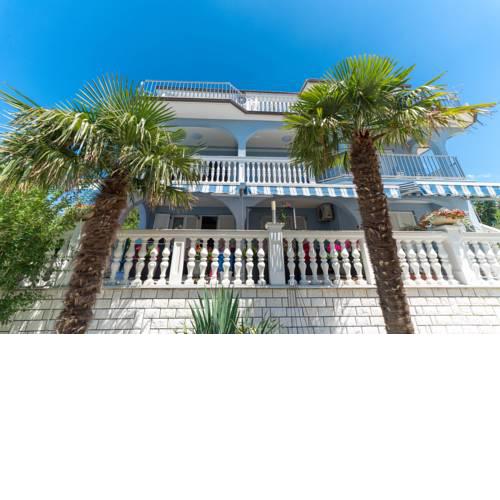 Villa Blue
