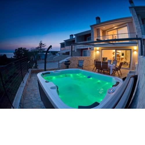 Villa Bobos place with Jacuzzi and Sauna 46D