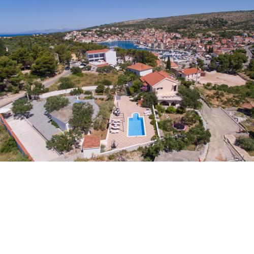 Villa Bravura