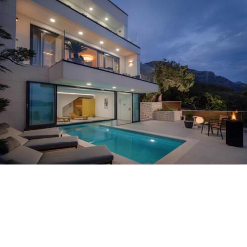 Villa Bue Moon