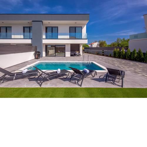 Villa Bura