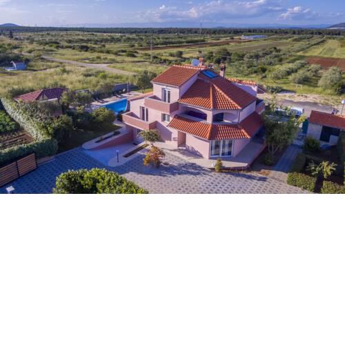Villa Caper