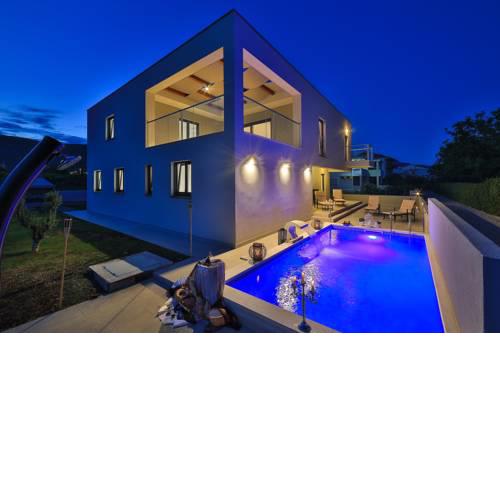 Villa Castelli, 5 stars apartment