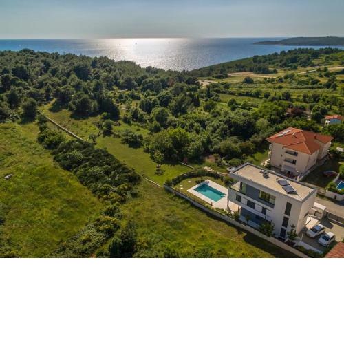 Villa Ceja, a luxury stay nearest Kamenjak beaches