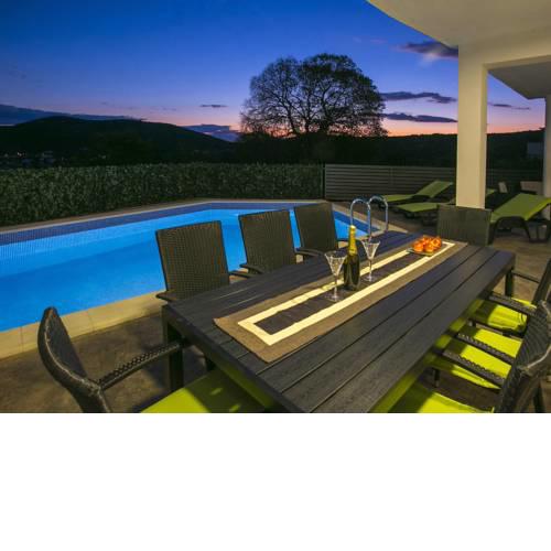 Villa Croatia Sea View