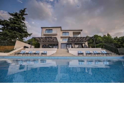 Villa D
