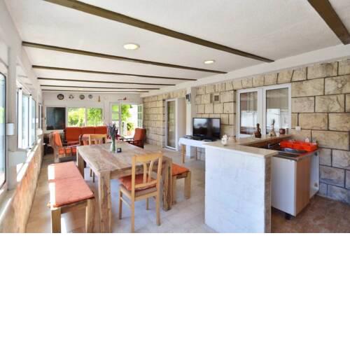 Villa Dando