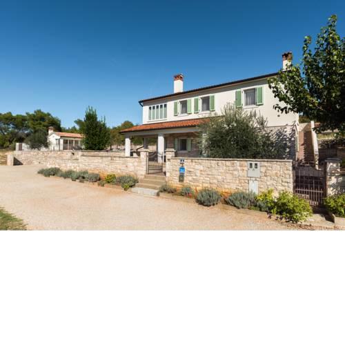 Villa D&B