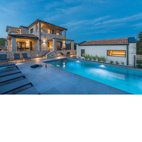 Villa Deluxe