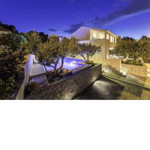 Villa Demer