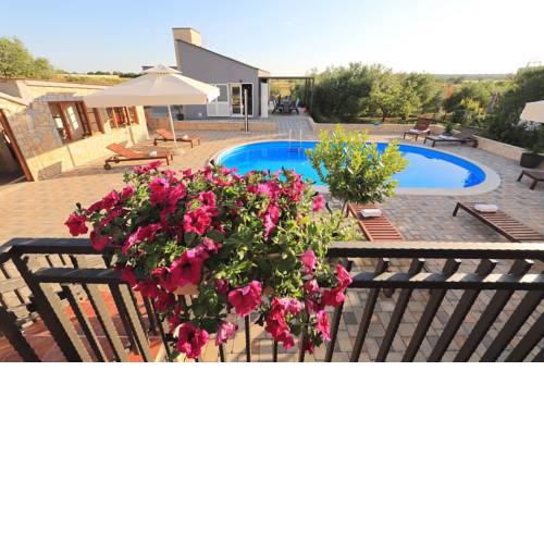 Villa Divinus