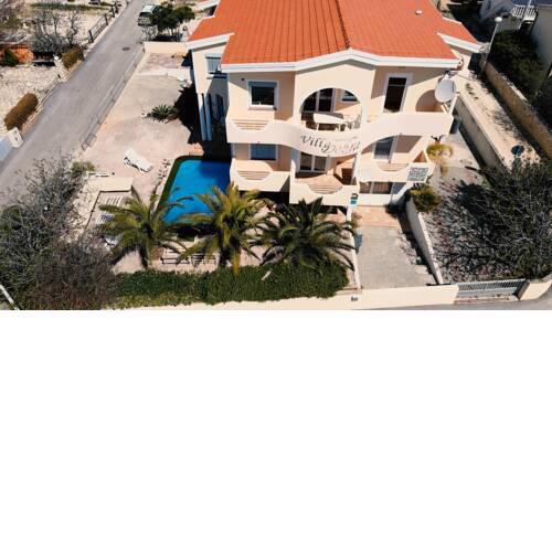 Villa Dobra Family Apartments