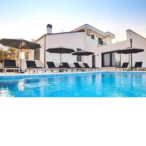 Villa Dolcea