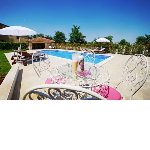 Villa Duga