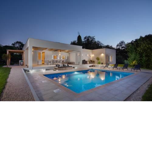 Villa E - Stunning modern Villa