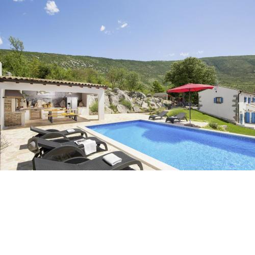 Villa Elia in Nova Vas - Haus für 8-10 Personen