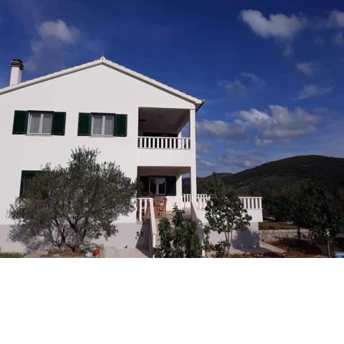 Villa Emari