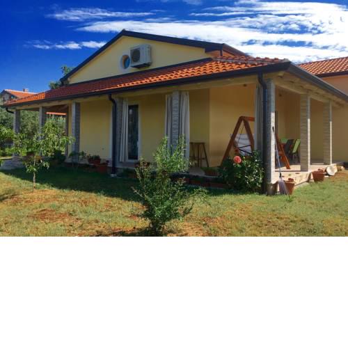Villa EMC