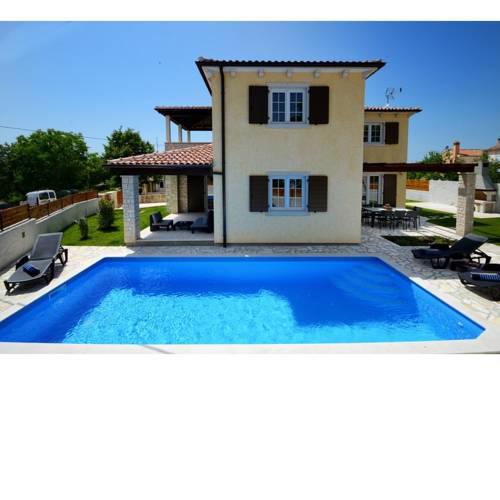 Villa Ena