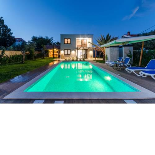 Villa Ena