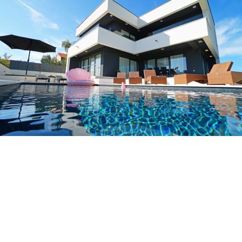 Villa Evoque