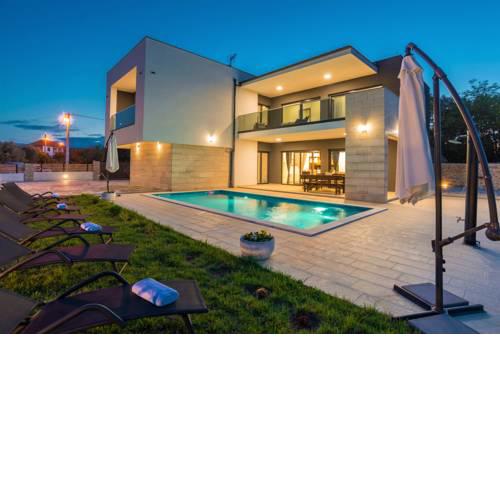 Villa F&A