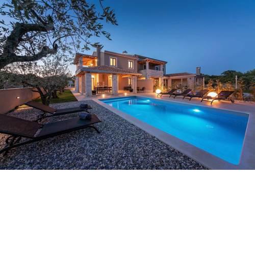 Villa Flora Abrega