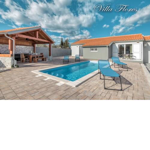 villa flores