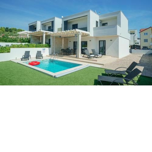 villa GOLDEN ROSE